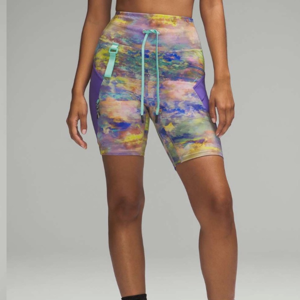 NWOT LULULEMON Cargo Super-High-Rise Hiking Short 8" Altered Nature Multi SIZE 6